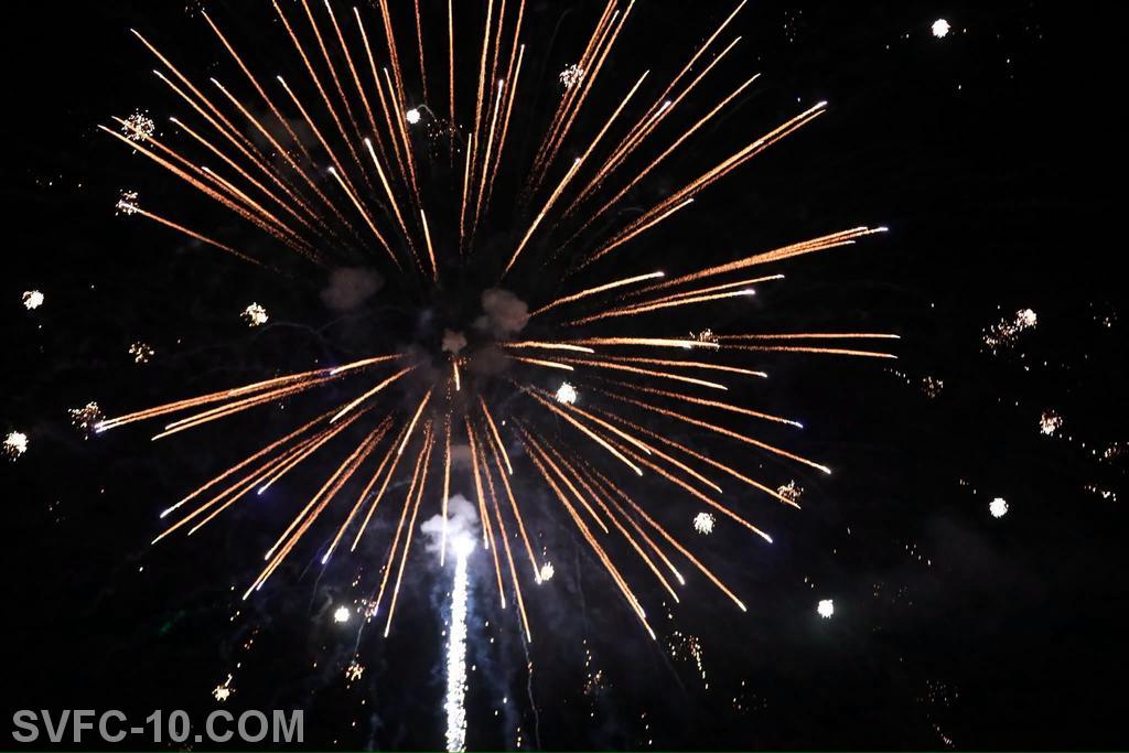Saunders Fire Works at Parkway