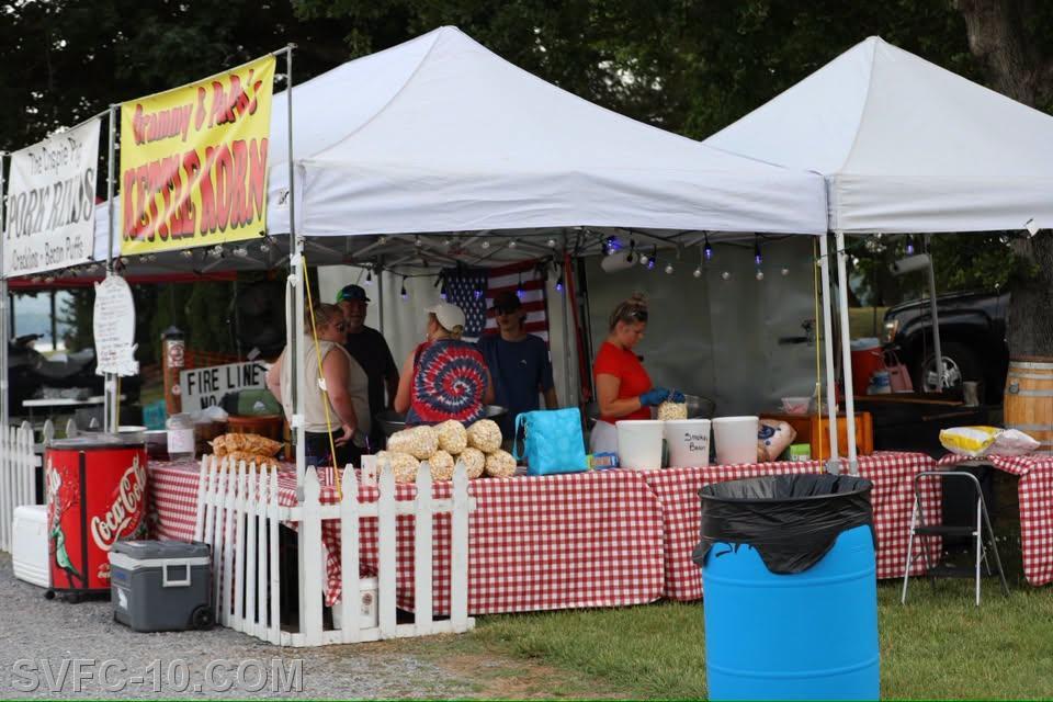 Saunders Fire Works at Parkway